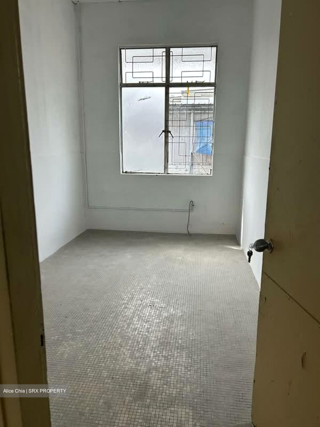 Jalan Senang (D14), Factory #581170841